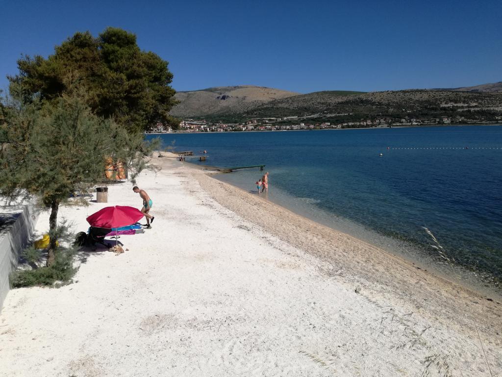 Apartments Dragan Trogir Bagian luar foto