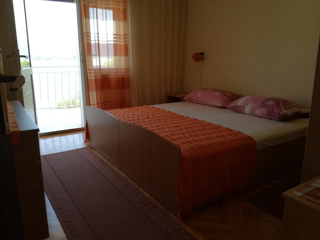 Apartments Dragan Trogir Bagian luar foto