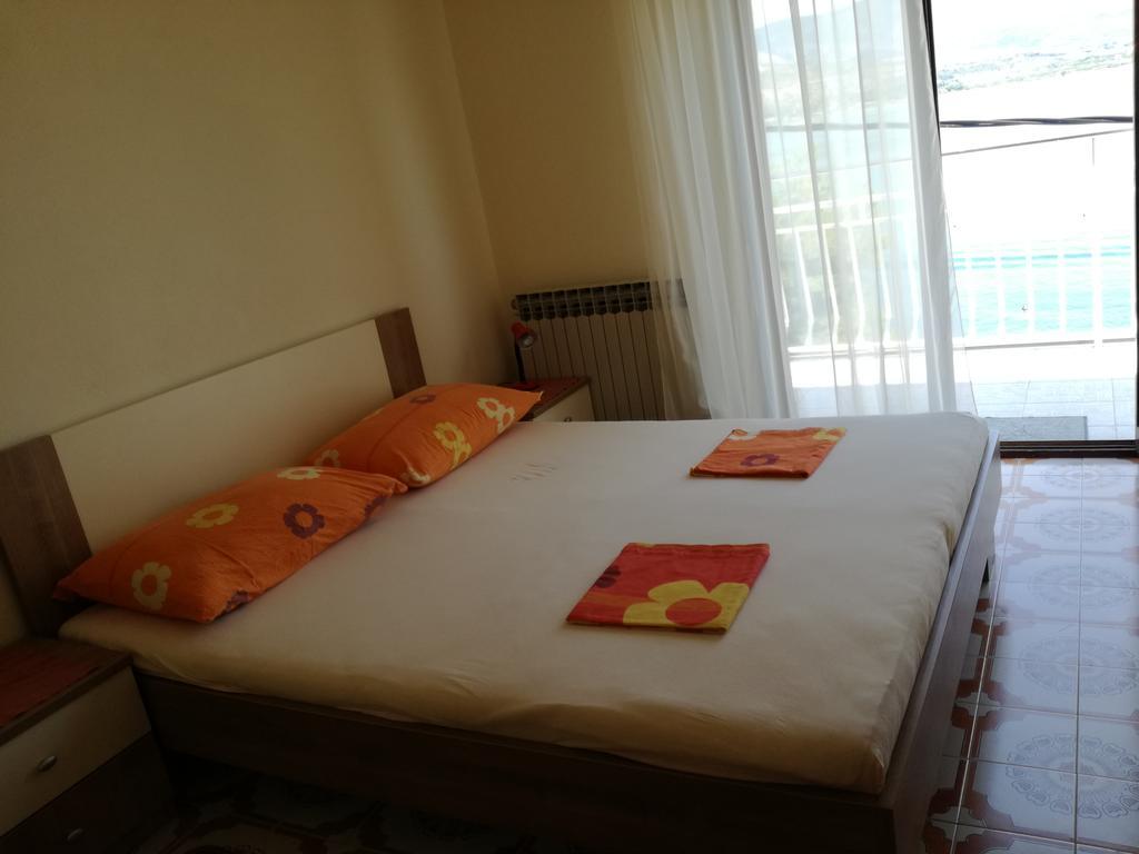 Apartments Dragan Trogir Bagian luar foto